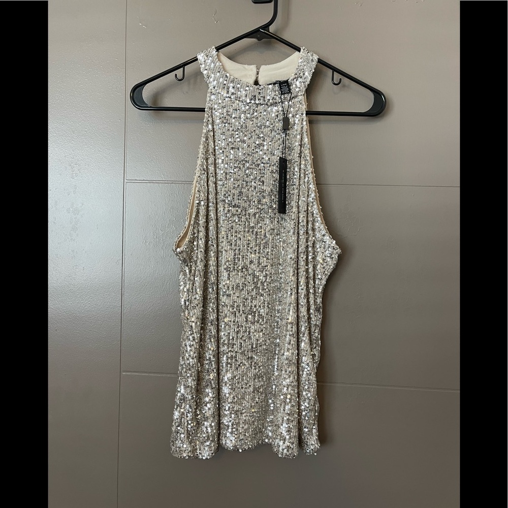 NWT Cable & Gauge Sequin Top 🔥